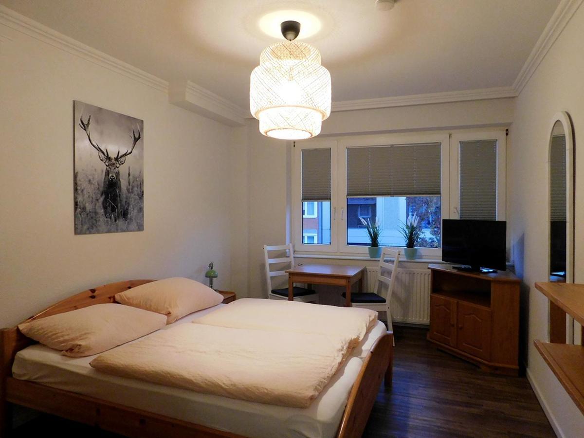 Das Weiss Blaue Haus Hotel Dusseldorf Luaran gambar