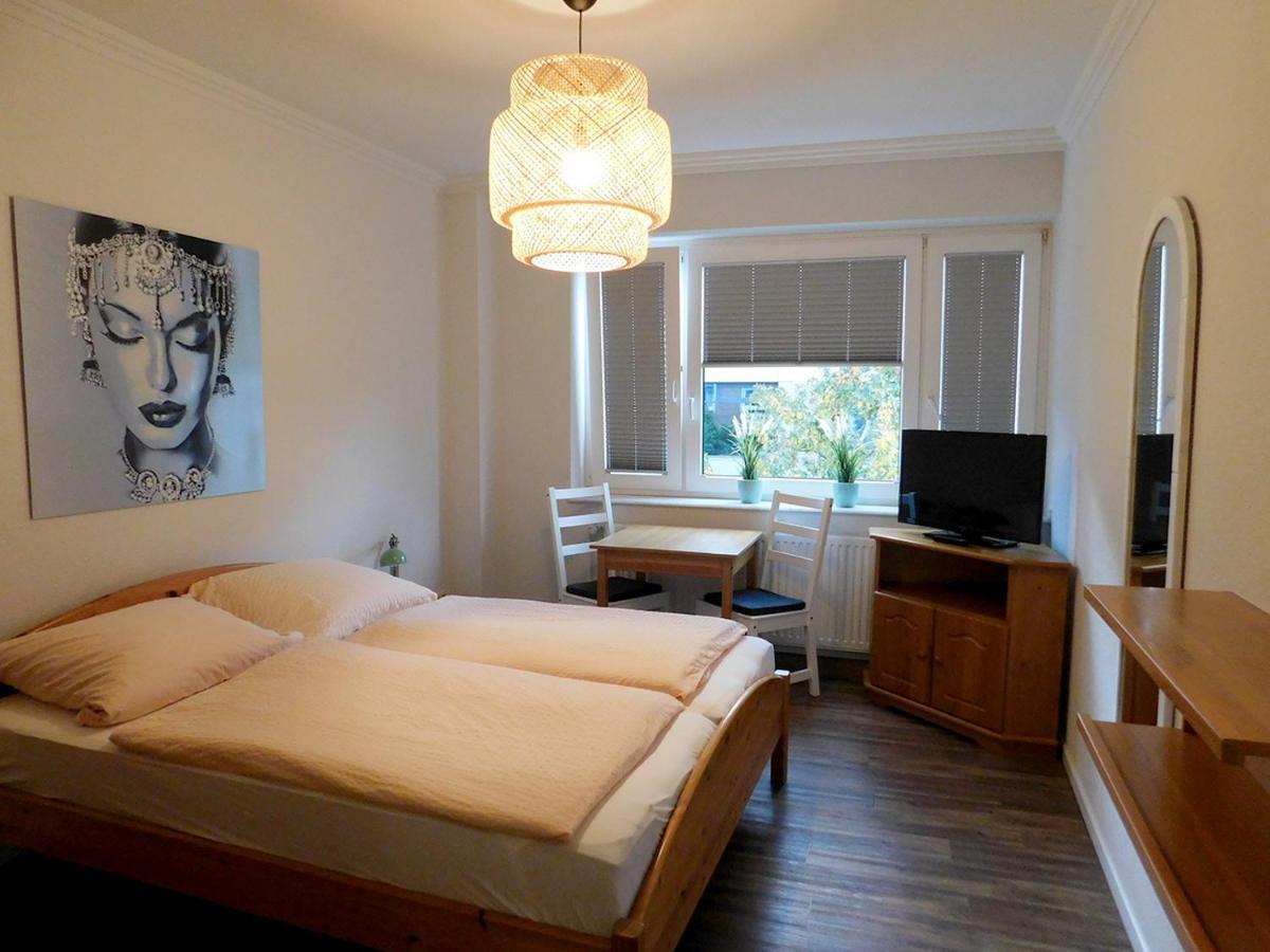 Das Weiss Blaue Haus Hotel Dusseldorf Luaran gambar